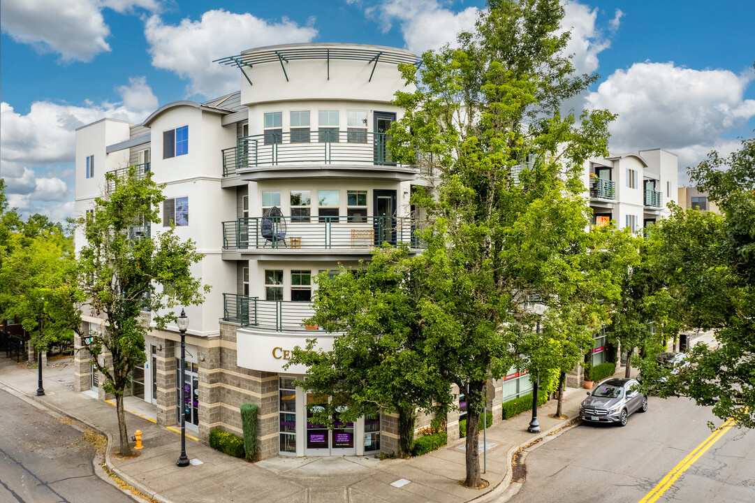 Central Point in Gresham, OR - Building Photo