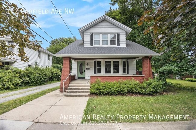 property at 142 Garfield Ave NW