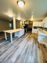 1209 Ramona St in Anchorage, AK - Building Photo - Building Photo