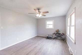 219 New Hope Rd in Lawndale, NC - Building Photo - Building Photo