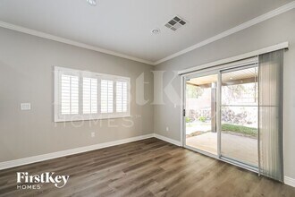 10549 Bardilino St in Las Vegas, NV - Building Photo - Building Photo