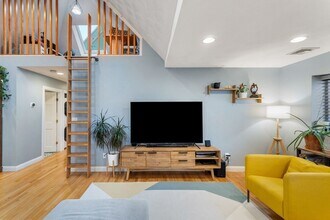 890 Winthrop Ave in Revere, MA - Building Photo - Building Photo