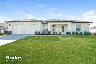 1114 SW 41st Terrace in Cape Coral, FL - Building Photo