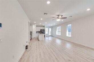 2321 Bravo Pass in Leander, TX - Building Photo - Building Photo