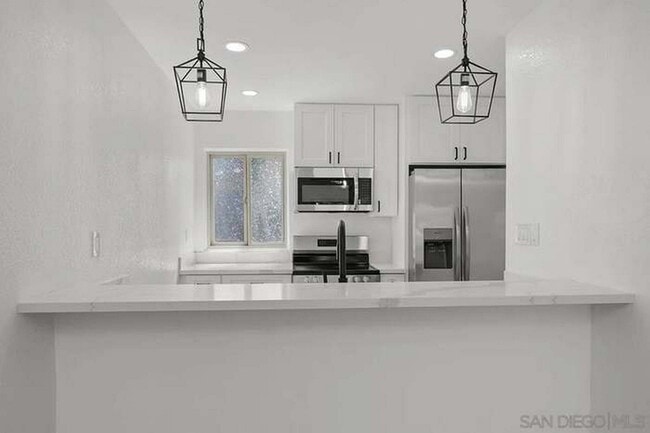 4182 Mount Alifan Pl, Unit G in San Diego, CA - Foto de edificio - Building Photo