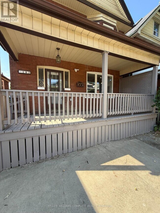 187 Stirton St in Hamilton, ON - Building Photo - Building Photo