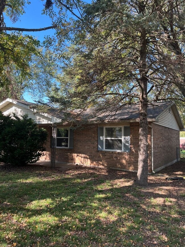3321 W Winchester Rd in Springfield, MO - Building Photo - Building Photo