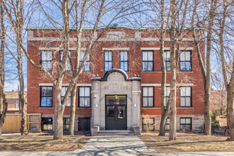 Sandy Hill Apartments in Ottawa, ON - Building Photo - Building Photo