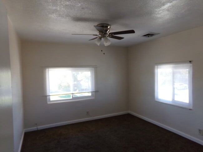 729 Virginia St, Unit 729 Virginia Street in Manteca, CA - Building Photo - Building Photo