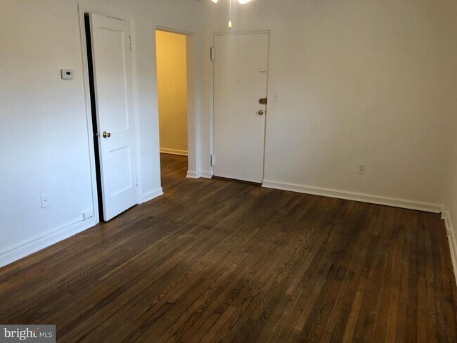 8711 Plymouth St-Unit -3 in Silver Spring, MD - Building Photo - Building Photo
