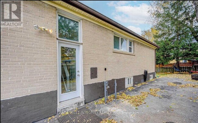 416 Browndale Crescent in Richmond Hill, ON - Building Photo - Building Photo