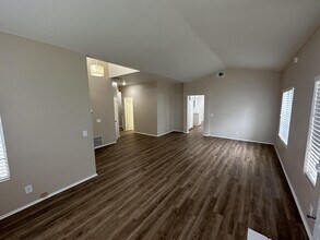 19908 Westerly Dr in Riverside, CA - Foto de edificio - Building Photo