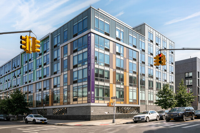 250N10 in Brooklyn, NY - Building Photo - Building Photo