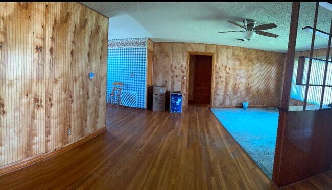 1706 N 15th St in Perry, OK - Building Photo - Building Photo