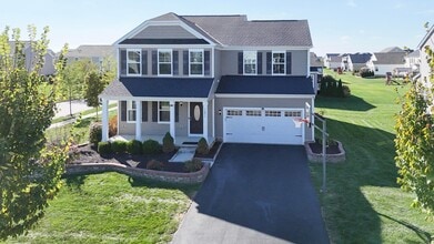 11921 Warbler Wy in Plain City, OH - Building Photo - Building Photo