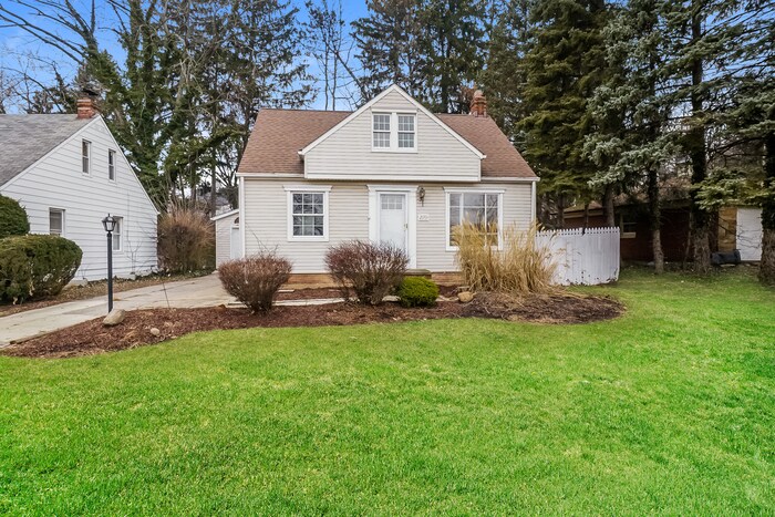 20701 Libby Rd in Maple Heights, OH - Building Photo