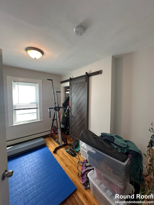 212 California St, Unit 1