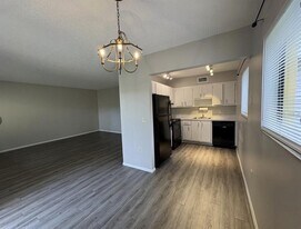 2683 Oak Park Way in Orlando, FL - Building Photo
