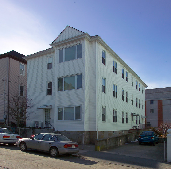 289 Mulberry St in Fall River, MA - Building Photo