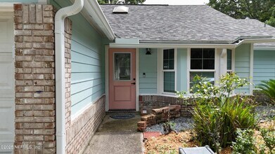 2145 Cashen Wood Dr in Fernandina Beach, FL - Building Photo - Building Photo