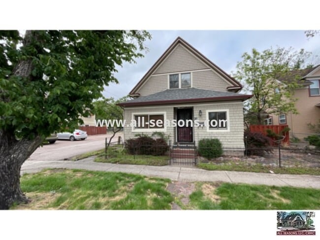 property at 418 E Dale St