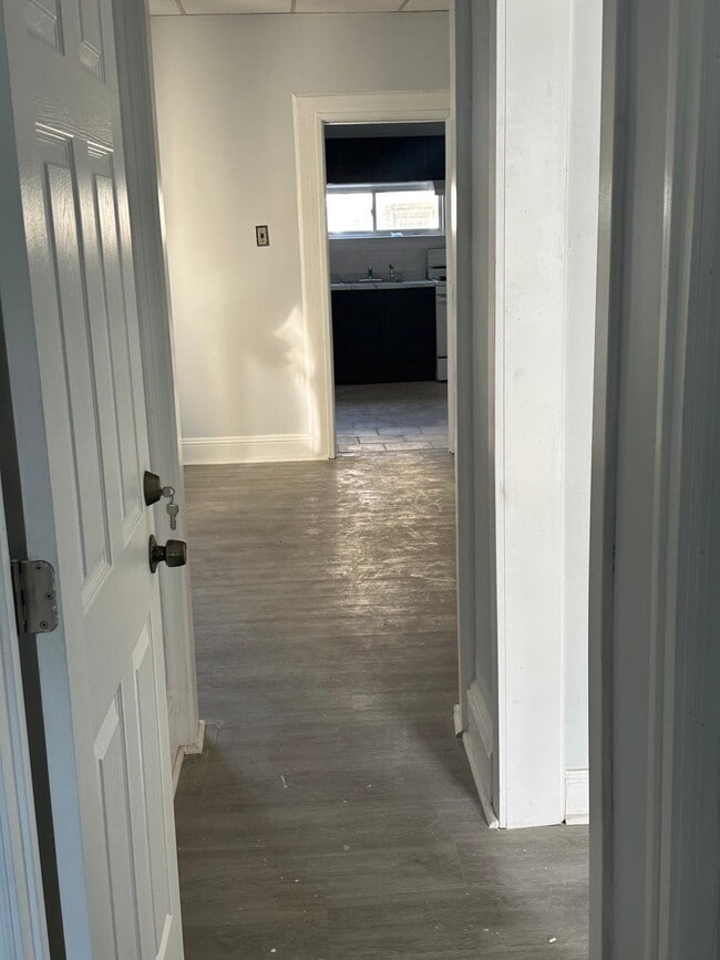 31 E 32nd St in Bayonne, NJ - Building Photo - Building Photo