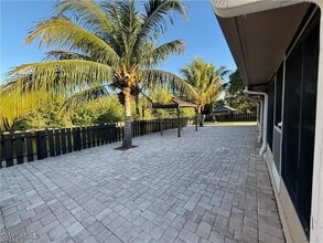 141 Schneider Dr in Ft. Myers, FL - Building Photo - Building Photo