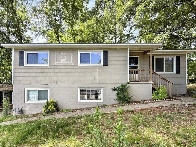 property at 5830 Walnut Grove Rd
