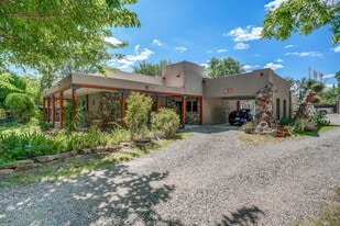 1825 Vanderhoef Ln in Cottonwood, AZ - Building Photo