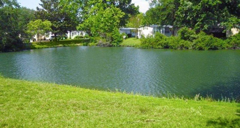 Inlet Oaks Village in Murrells Inlet, SC - Building Photo