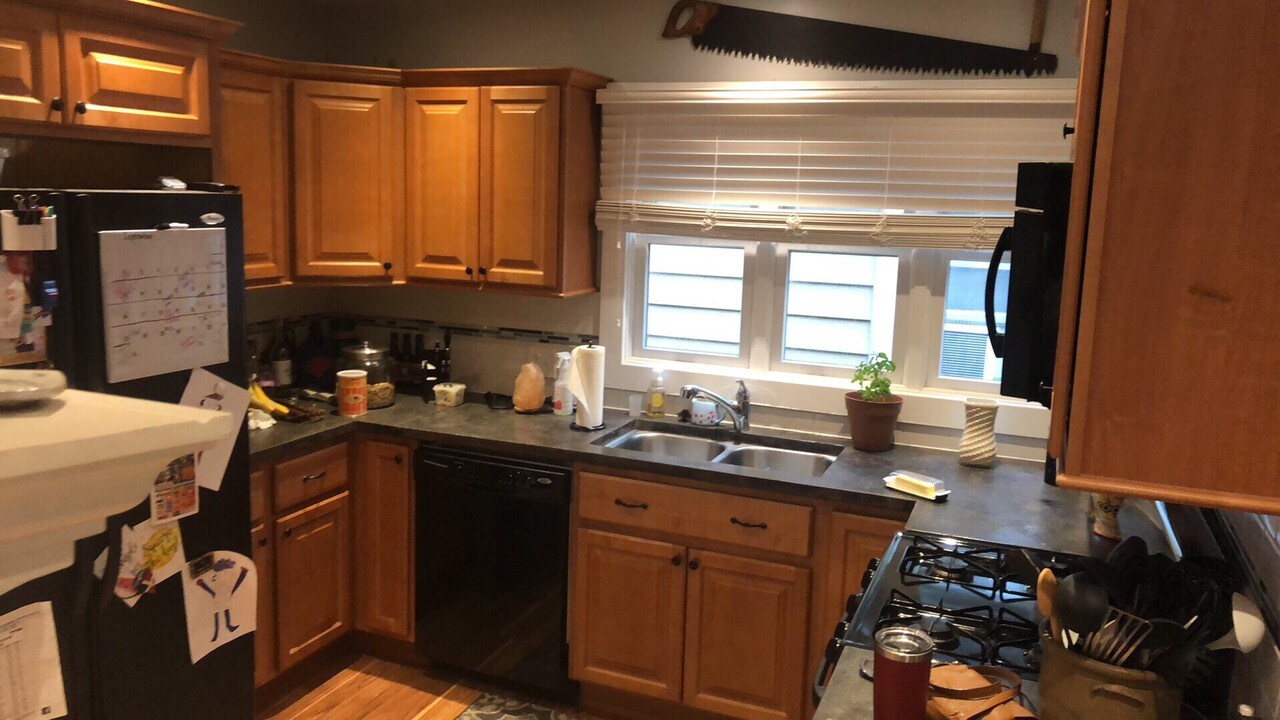 323 Parkside Ave in Buffalo, NY - Building Photo