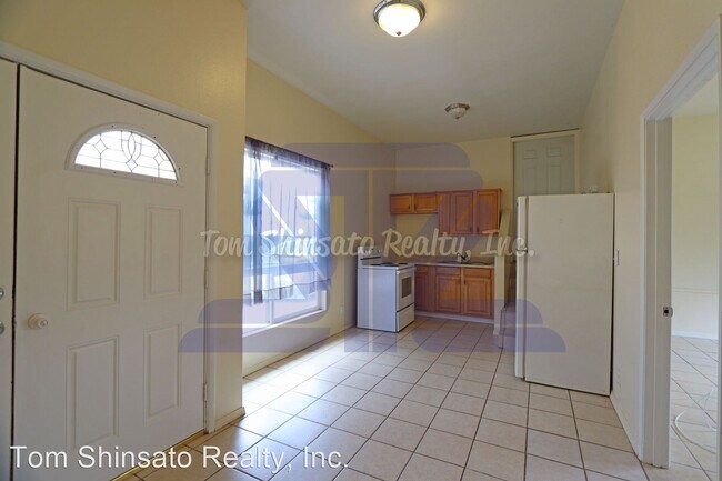 94-49 Nawaakoa Pl in Waipahu, HI - Building Photo - Building Photo