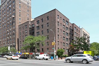 201 E 15th St in New York, NY - Building Photo - Building Photo