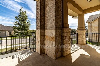 5167 Top Ridge Ln in Schertz, TX - Building Photo - Building Photo