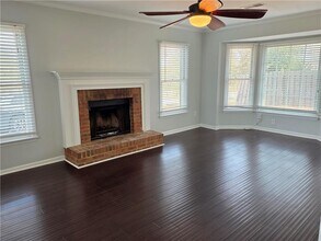 1834 Cooper Lake Dr SE in Smyrna, GA - Building Photo - Building Photo