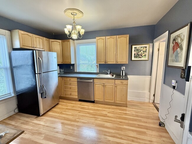 19 Kunkel Pl in Dedham, MA - Building Photo - Building Photo