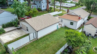 631 Clover Ln in St. Louis, MO - Building Photo - Building Photo