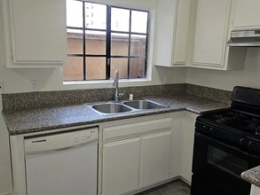 7502 9th St in Buena Park, CA - Building Photo - Building Photo