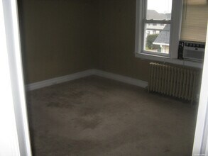 61 S 1st St-Unit -2 in Bethpage, NY - Building Photo - Building Photo