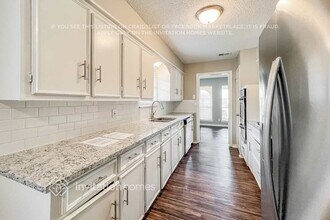 1506 Mayfield Ave in Garland, TX - Foto de edificio - Building Photo