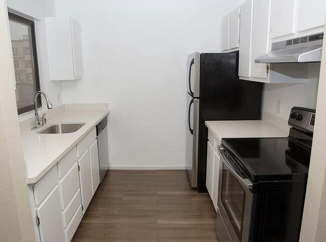 property at 1930 Mission St