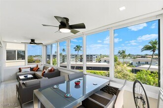 3410 Gulf Shore Blvd N in Naples, FL - Building Photo - Building Photo