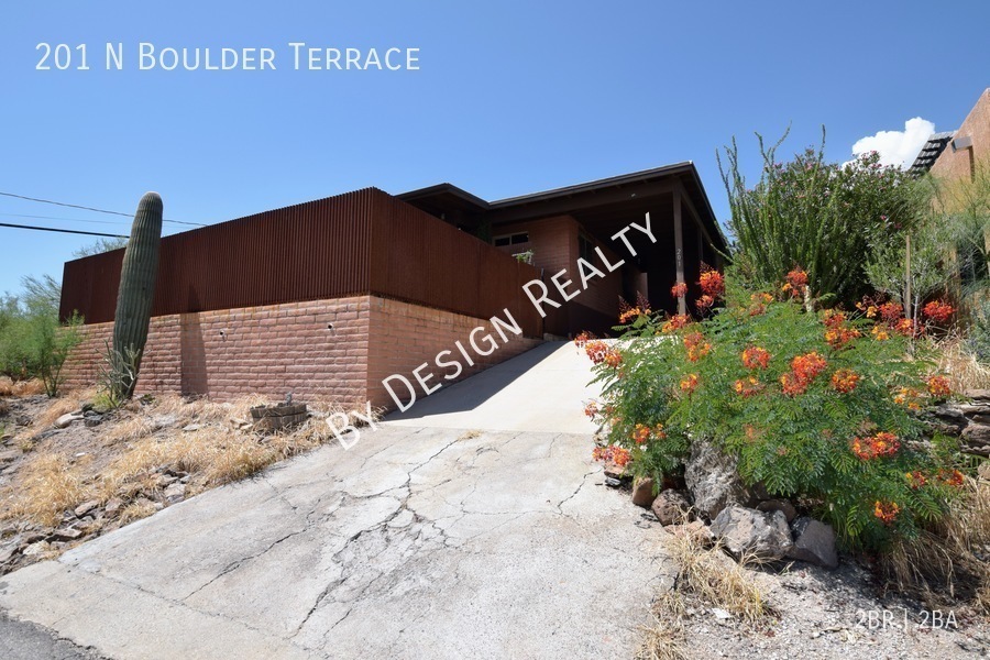 201 N Boulder Terrace in Tucson, AZ - Foto de edificio