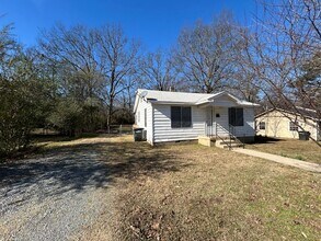 307 S Fairway Ave in Sherwood, AR - Building Photo - Building Photo