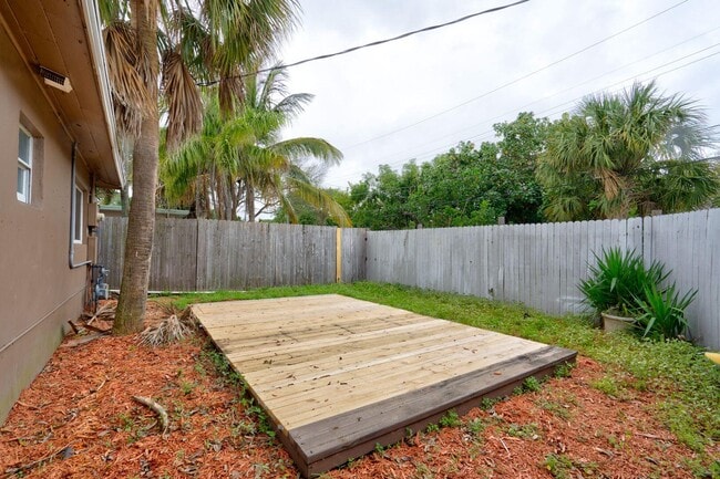 311 De Carie St in Delray Beach, FL - Building Photo - Building Photo