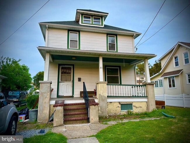property at 211 Newton Ave