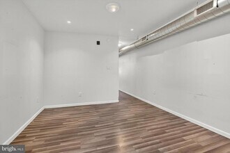 129 W Susquehanna Ave in Philadelphia, PA - Building Photo - Building Photo