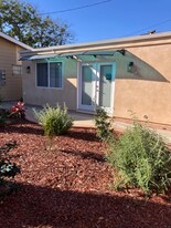 840 N Clementine St, Unit B in Anaheim, CA - Building Photo