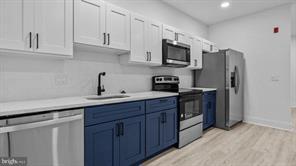 2816 W Oxford St in Philadelphia, PA - Building Photo