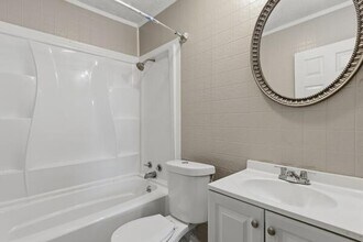 224 Newcastle Ct in Lexington, KY - Building Photo - Building Photo